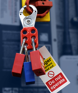 Lockout of disconnecting switch with hasp, 3 locks, and LOTO tag. 